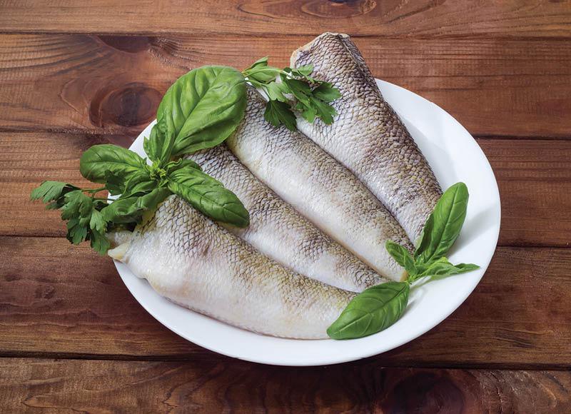 Skrosta sterkinė nototenija be galvos