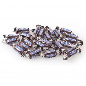 Šokoladiniai saldainiai SNICKERS, kg
