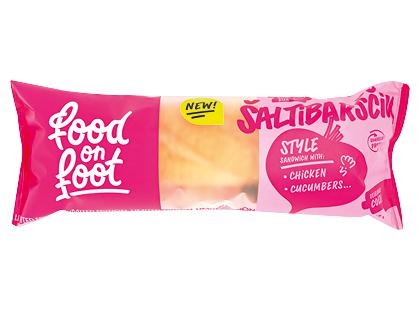ŠALTIBARŠČIŲ sumuštinis su vištiena ir agurkais FOOD ON FOOT*, 275 g