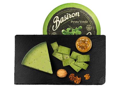 Puskietis sūris su žaliuoju pesto BASIRON*, 50 % rieb. s. m., sveriamas, 1 kg